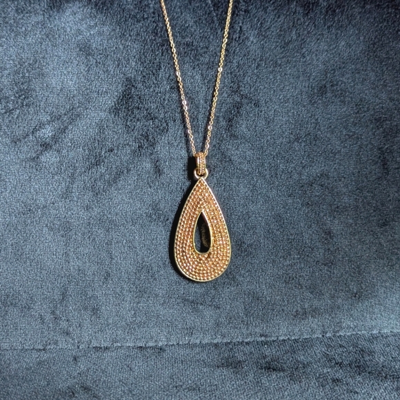 Gold Teardrop Pendant Necklace Stainless Steel Minimalist Quiet Luxury - Picture 2 of 7